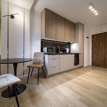 Poniatowskiego Glamour Studio