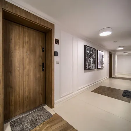 Poniatowskiego Glamour Studio